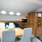 Апартаменты Haus Katharina *