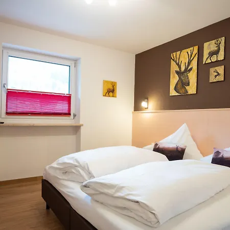 Haus Katharina Апартаменты Капрун