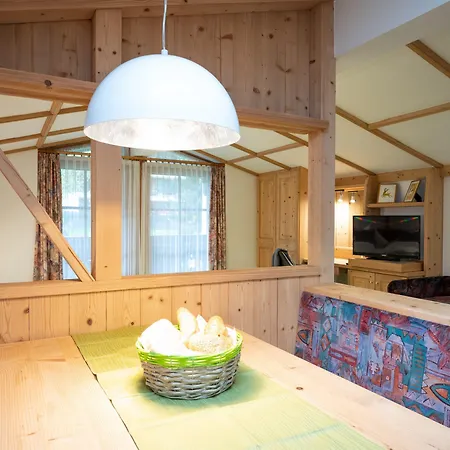 Haus Katharina, Summercard Included 아파트